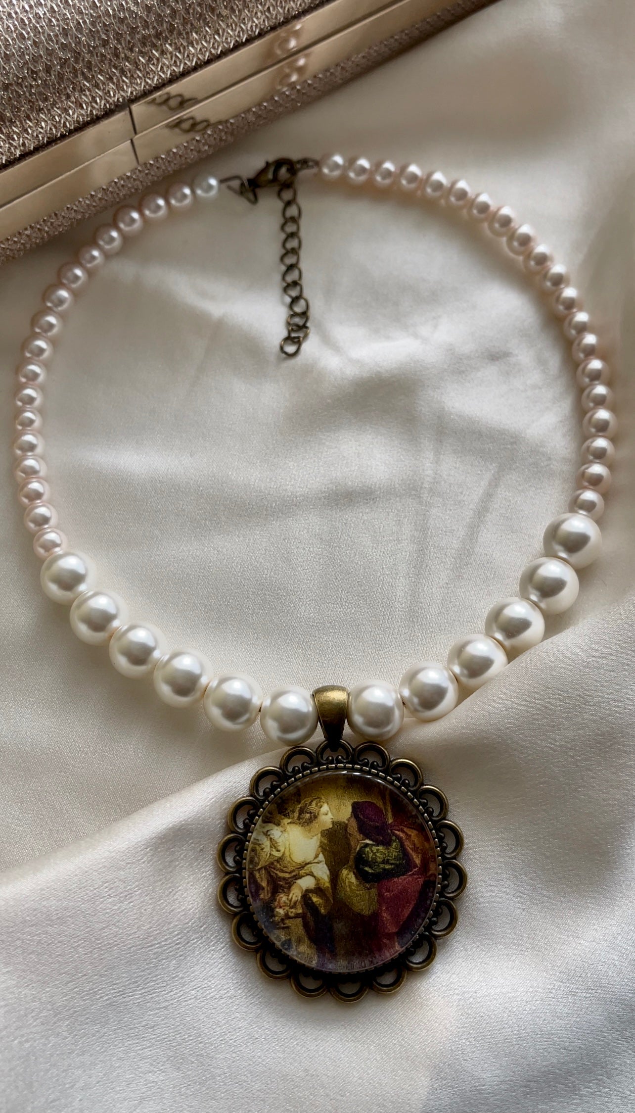 Romeo & Juliet Choker